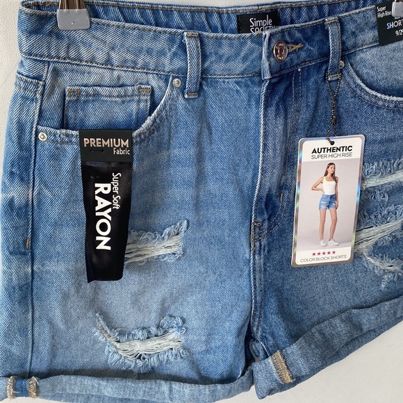 Simple Society super high rise roll cuff shorts, Size 9/29,  NWT - Picture 5 of 9